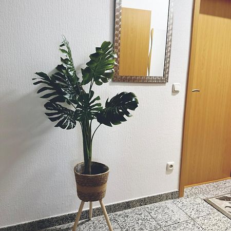 Zentrale Grosse Vollausgestattete Wohnung Fuer Alle Zwecke Perfekt Geeignet วิทเทน ภายนอก รูปภาพ
