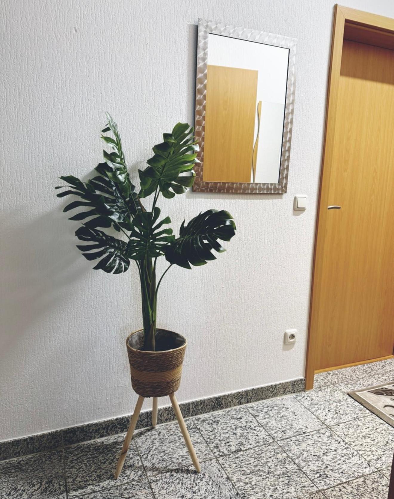 Zentrale Grosse Vollausgestattete Wohnung Fuer Alle Zwecke Perfekt Geeignet วิทเทน ภายนอก รูปภาพ